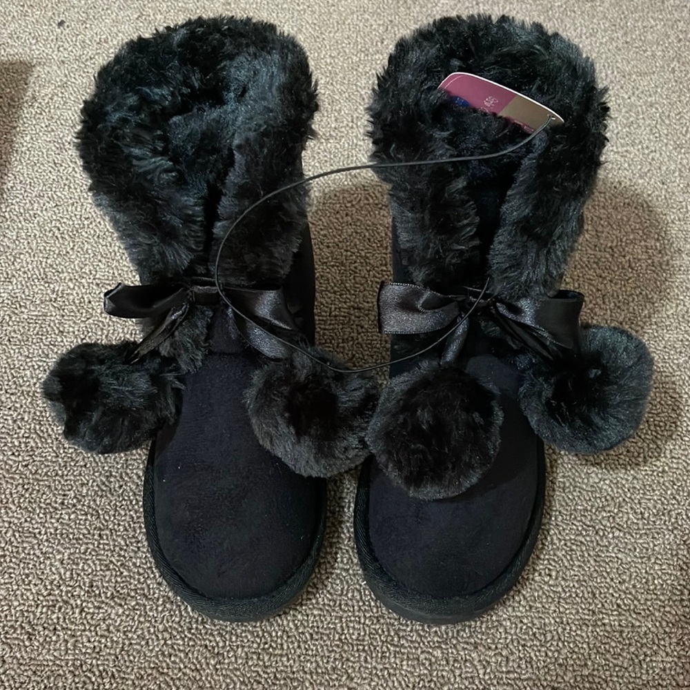 Girls Faux Suede Boots